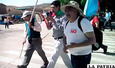 Cívicos pretenden llegar a Sucre en rechazo a recurso para repostular a Evo /ANF