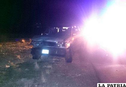 La vagoneta de la CNS que colisionó contra el vehículo de los policías fallecidos