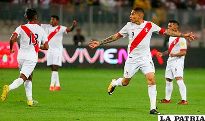 Guerrero fue autor del gol del empate de Perú ante Colombia, resultado que le dio la opción del repechaje