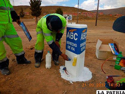 Trabajadores cumplen con el amojonamiento /ABC