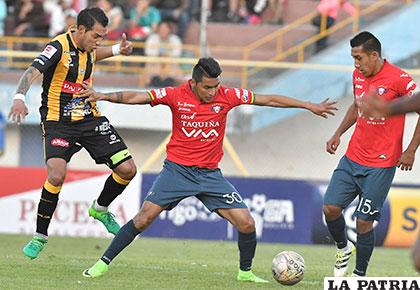 Empataron 1-1 la última vez que jugaron en Cochabamba /APG