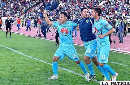 La última vez que jugaron en Sucre, venció Bolívar (0-2) resultado que le valió para ser campeón /APG