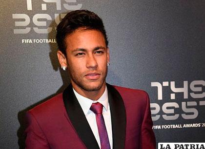 Neymar, estrella del Paris Saint-Germain estuvo nominado para Â´The BestÂ´