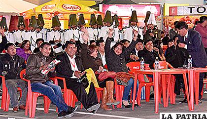 Representantes del municipio de Viacha parti cipan por primera vez en la Fipaz