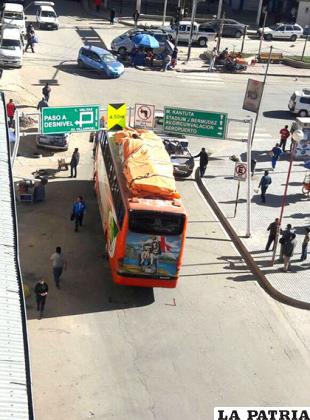 La carga del bus no pudo pasar