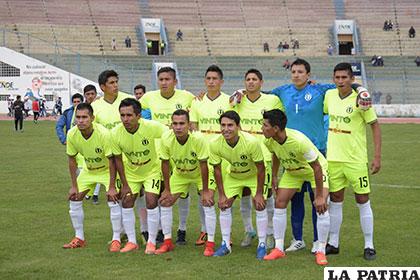 Universitario de Vinto quiere sorprender a Deportivo Escara en Oruro