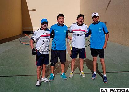 Destacó en la disciplina de pelota raqueta y fue parte de la selección de Oruro
