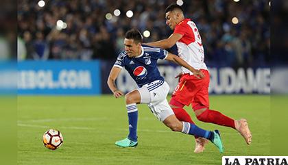 La acción del clásico bogotano que terminó en favor de Santa Fe/ peru.com