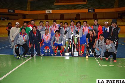 El equipo de Vinto fue el mejor del torneo intersindical /Alex Zambrana - LA PATRIA