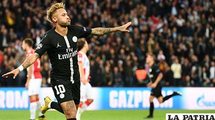 Neymar se consolida cada vez más en el PSG que venció 6-1 a Estrella Roja /uecdn.es