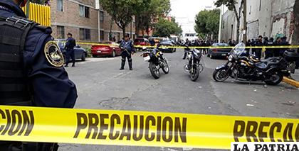 Policías custodiando las calles en México /Cultura Colectiva News