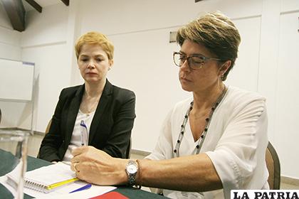 La presidenta y vicepresidenta de AFAV-C, Fabienne Belle y Mara Paiva /APG