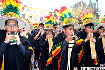 Los mismos estudiantes del Centro Cultural 