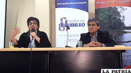 Cecilia Requena, experta en Cambio Climático y Juan Carlos Núñez, director de Fundación Jubileo/ANF