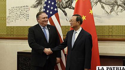 El ministro de Asuntos Exteriores de China, Wang Yi, y el secretario de Estado de EEUU, Mike Pompeo/EL UNIVERSAL