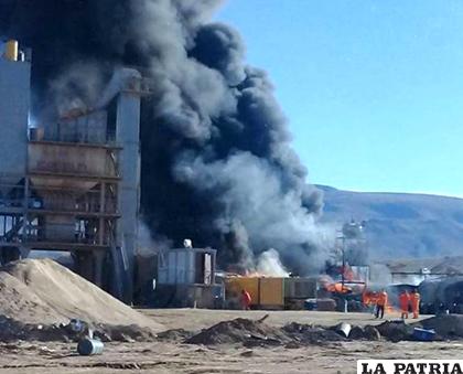 La semana pasada se incendió la planta de concreto asfáltico /LA PATRIA /ARCHIVO