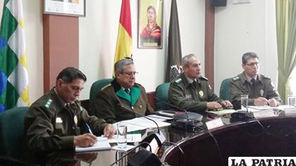 Jefes policiales en reunión / Policía Boliviana