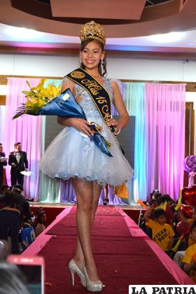 Dayana Beltrán es la Miss 15 Años 2018, fue elegida ayer