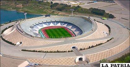 El cotejo se jugará en el estadio Azadi con aforo de 100 mil espectadores/ hispantv.com