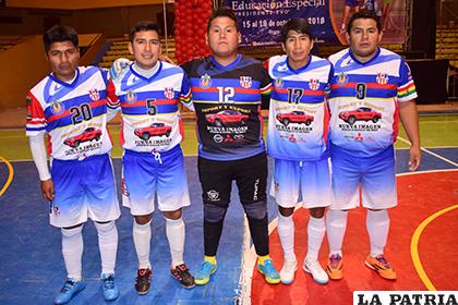 Deportivo Calle no pudo encontrar la ruta del gol / Reynaldo Bellota - LA PATRIA