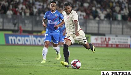 Universitario venció 2-1 a Unión Comercio y salió de la zona del descenso/ tvmax-9.com