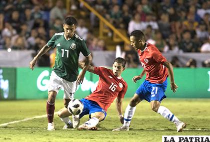 México y Chile jugarán desde las 21:30/  thefutboltimes.com