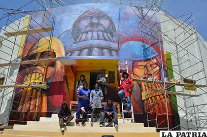 Mural realizado por los miembros de la ABAP Oruro /LA PATRIA
