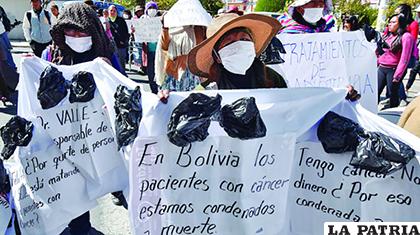 Protesta de los enfermos con cáncer en La Paz/Página Siete PRO