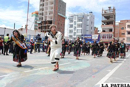 Paso alegre de los Jalkas de la 