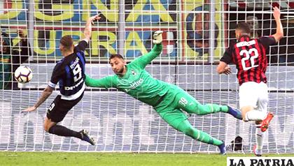 La definición de Icardi en el minuto 92 para el triunfo de Inter sobre Milan 1-0 /efe.com