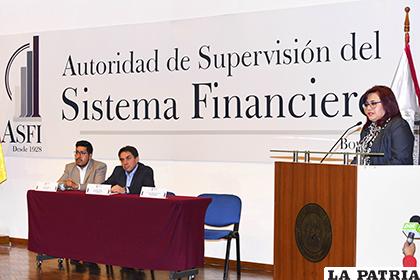 Ivette Espinoza retornó a la ASFI y se comprometió a modernizar la institución/
MINISTERIO DE ECONOMÍA