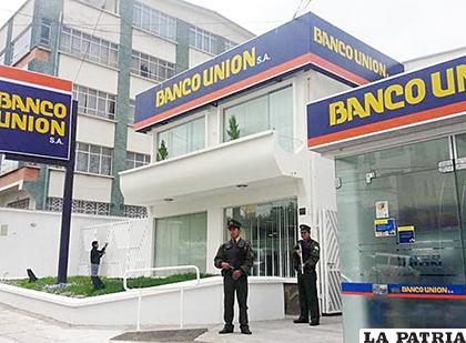 Instalaciones del Banco Unión /Noticias Tarija Bolivia