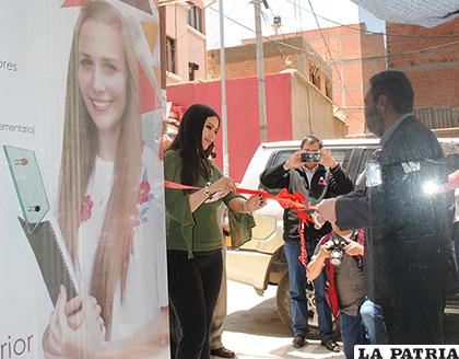 Momento de la inauguración de la oficina en Oruro de la universidad Nuestra Señora de La Paz/Fernando Rodríguez LA PATRIA