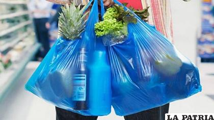 Uso indiscriminado de bolsas plásticas causa daños irreversibles al medio ambiente /INTERNET