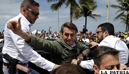 Bolsonaro fue a sufragar entre fuertes medidas de seguridad /ELCOMERCIO.PE