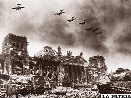 Durante la Segunda Guerra Mundial, los Aliados efectuaron miles de misiones de bombardeo a las ciudades alemanas, dejándolas en ruinas