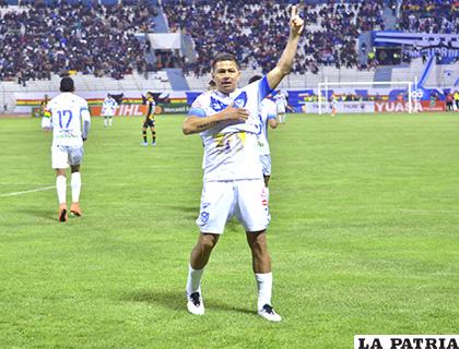 Carlos Saucedo se convierte en el goleador del Clausura