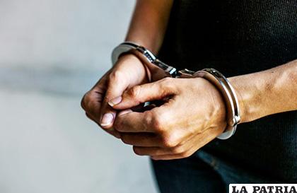 25 años de cárcel para el sujeto acusado de violar a su hijastra de 13 años /FGE