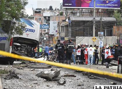 El choque del autobús contra el camión ocurrido en Ciudad de México /EFE