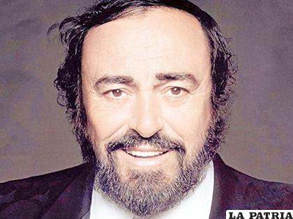 El gran tenor italiano Luciano Pavarotti
