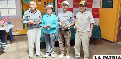 Los ganadores de la competencia de golf /cortesía Rodrigo Valdivia
