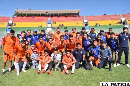 EM Huanuni representa a Oruro en su condición de campeón / archivo LA PATRIA