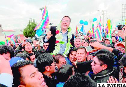 Deberán  mejorar el nivel de vida de la comunidad nacional.