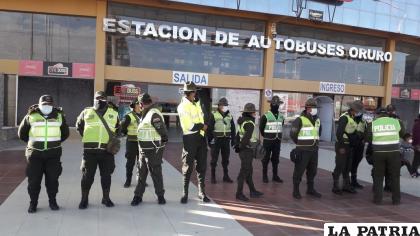 Los controles se efectuaron en la terminal de Autobuses /Tránsito