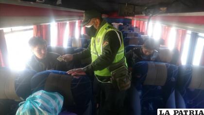 Los uniformados realizaron los controles de prevención en las flotas /Tránsito