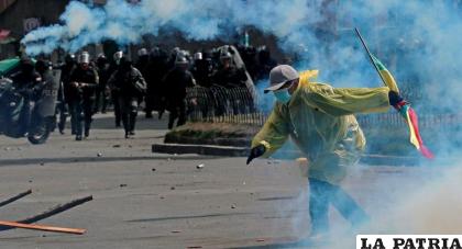 Enfrentamientos entre cocaleros y policías /Bolivia.com