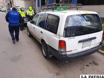 La vagoneta estaba estacionada /LA PATRIA