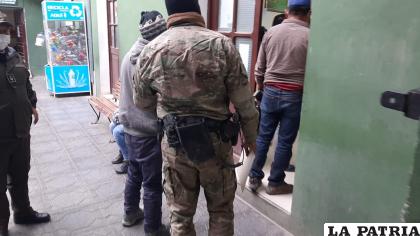 El aprehendido será imputado por favorecimiento y facilitación al contrabando /LA PATRIA