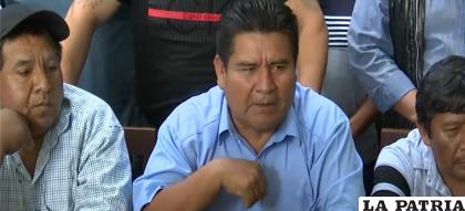 Esteban Aladi y Guido Cuadros en conferencia de prensa /Unitel