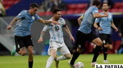 Argentina y Uruguay se pinta como el encuentro más atractivo de la fecha /futbolperuano.com